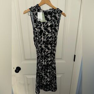 H&M Black and White Printed Sleeveless Midi Dress